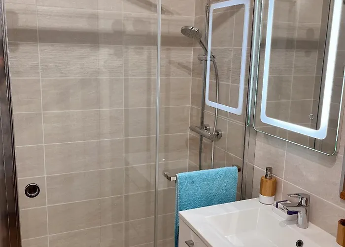 4 Personnes - Proche Des Plages Appartement