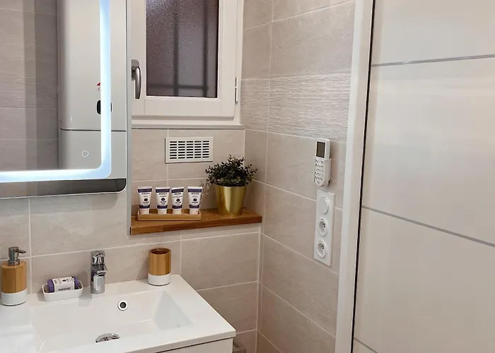 4 Personnes - Proche Des Plages