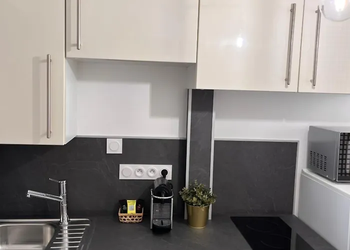 4 Personnes - Proche Des Plages Appartement Saint-Raphaël